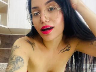 Webcam model AlisonFerry from XloveCam