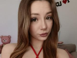 Webcam model AmandaGrasy from XLoveCam