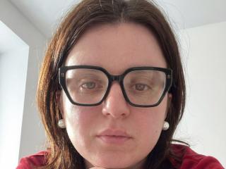 Webcam model AmeliaDateri from XLoveCam