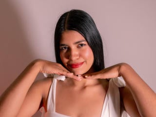 Webcam model AmyFerrer from XLoveCam