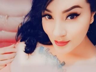 Webcam model AnaClaris from XloveCam