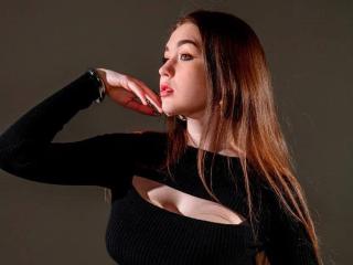 Webcam model AndraAnestos from XLoveCam