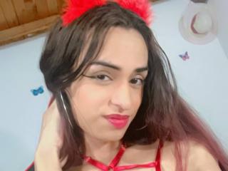 AngieTsSex Live Webcam on XLoveCam