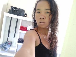 Webcam model Aniricha profile picture