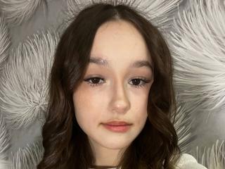 Webcam model AnitraAmphy from XLoveCam