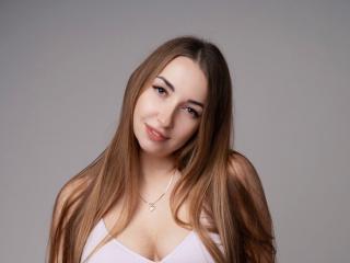 Webcam model AriaGorgeous from XloveCam