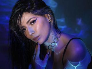 Webcam model AriaRosh from XLoveCam