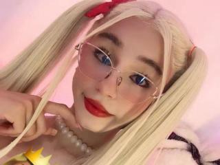 ArianaMontolla – currently Offline