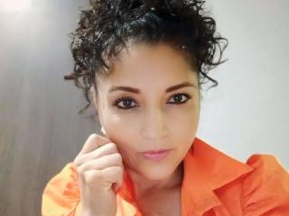 arianndy xlovecam