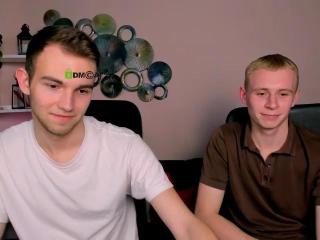 AstrenRafael Live Cam on XLoveCam