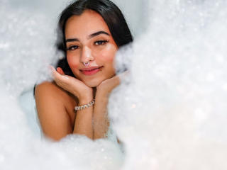 Webcam model AtheneaOwenss from XloveCam