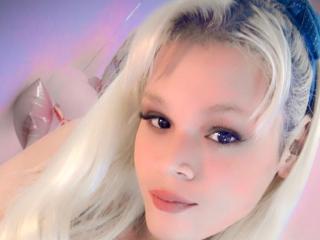 AuroraTS Live Webcam on XLoveCam