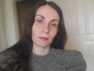 Webcam model AvaBobby from XLoveCam