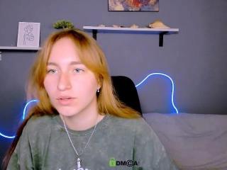 Webcam model BeautyGinger from XloveCam