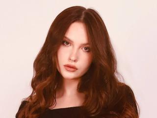Webcam model BettinaChwalek from XloveCam
