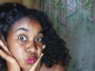 Webcam model BleuSweety from XloveCam