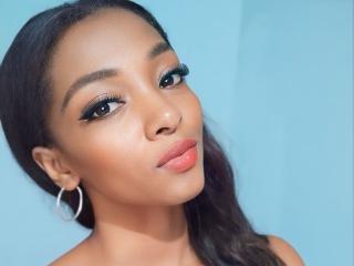 Webcam model BrendaReyna from XLoveCam profile picture Webcam model BrendaReyna from XLoveCam