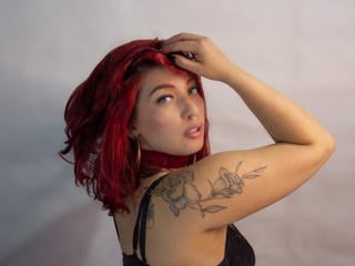 Webcam model BriielaEva from XLoveCam
