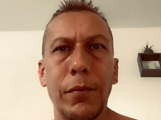 BryanFun Live Webcam on XLoveCam