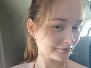 Webcam model CelineFantasy from XloveCam