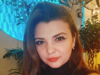 Webcam model CherryMagdalena from XLoveCam
