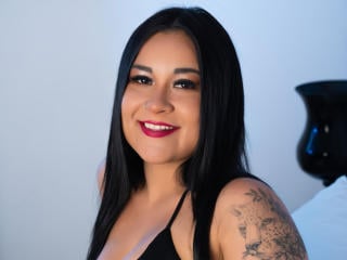 Webcam model ChloeRouse from XLoveCam