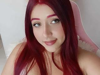 Webcam model Clementinee from XLoveCam profile picture Webcam model Clementinee from XLoveCam