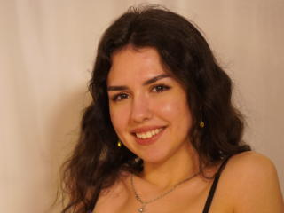 Webcam model CristieTarvin from XLoveCam