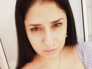 Webcam model DamaraFoxy from XLoveCam