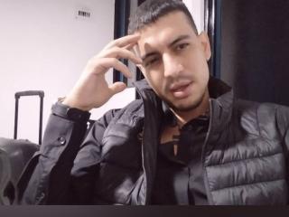 DamianDelatorre Live Cam on XLoveCam