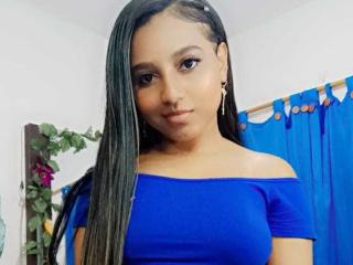Webcam model DannaManson from XloveCam
