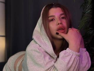 Profile and Statistics for DannieCudney on XLoveCam