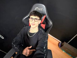DanntheStiff live cam on UnifiedCams