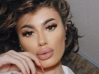 Webcam model DariaAmaris from XLoveCam