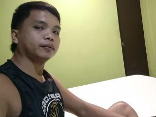 DerickLoganMan Live Cam on XLoveCam