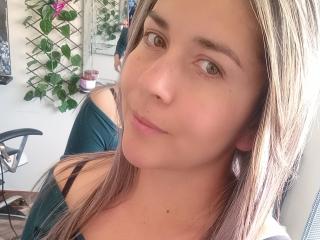 Webcam model DianaAme from XLoveCam