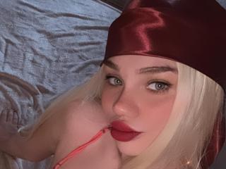 DianaRhonda Selfie Gallery