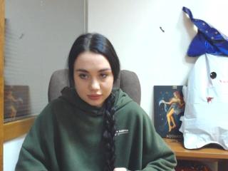 Webcam model DianaRossi from XLoveCam