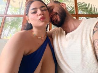 Webcam model EVAANDWALLE from XLoveCam