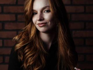 Webcam model EllenaRacette from XLoveCam
