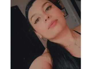 Webcam model EmiliSimi from XLoveCam profile picture Webcam model EmiliSimi from XLoveCam