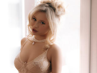 Webcam model EmmaNix profile picture