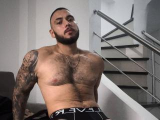 FrankJones live cam on UnifiedCams