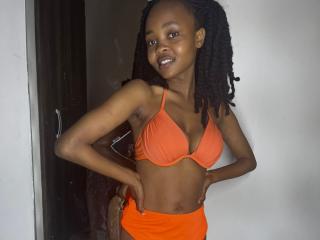 Webcam model FreekyMessX from XLoveCam profile picture Webcam model FreekyMessX from XLoveCam