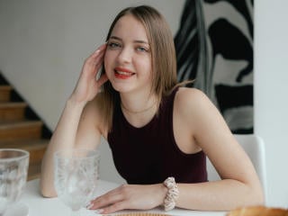 Webcam model GeileTina04-hot from XloveCam