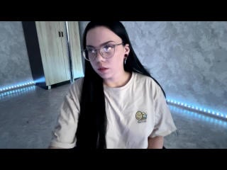 Webcam model GhislaineKoplin from XLoveCam