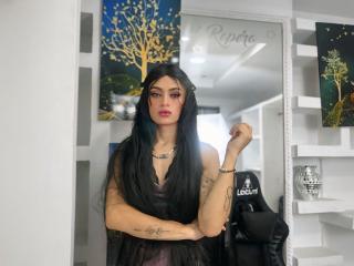 GinebraCollins Live Cam on XLoveCam