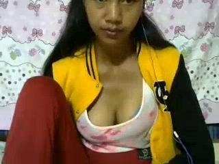 Webcam model GinnaHot from XloveCam