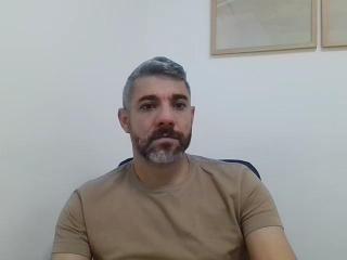 GrisalhoRoludo Live Cam on XLoveCam