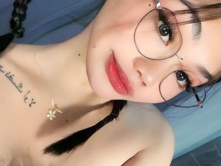 HeavenlyAshly Live Cam on XLoveCam